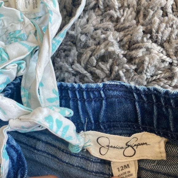 Baby Toddler Girl Shorts and Tops Bundle Size 12 Months - Picture 4 of 14